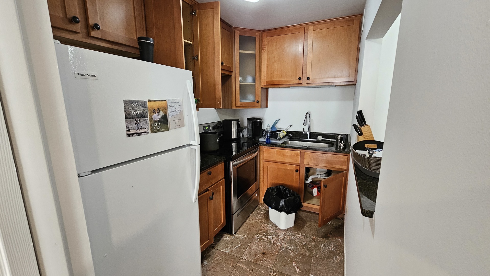 2250 N Lincoln Avenue Unit: 210