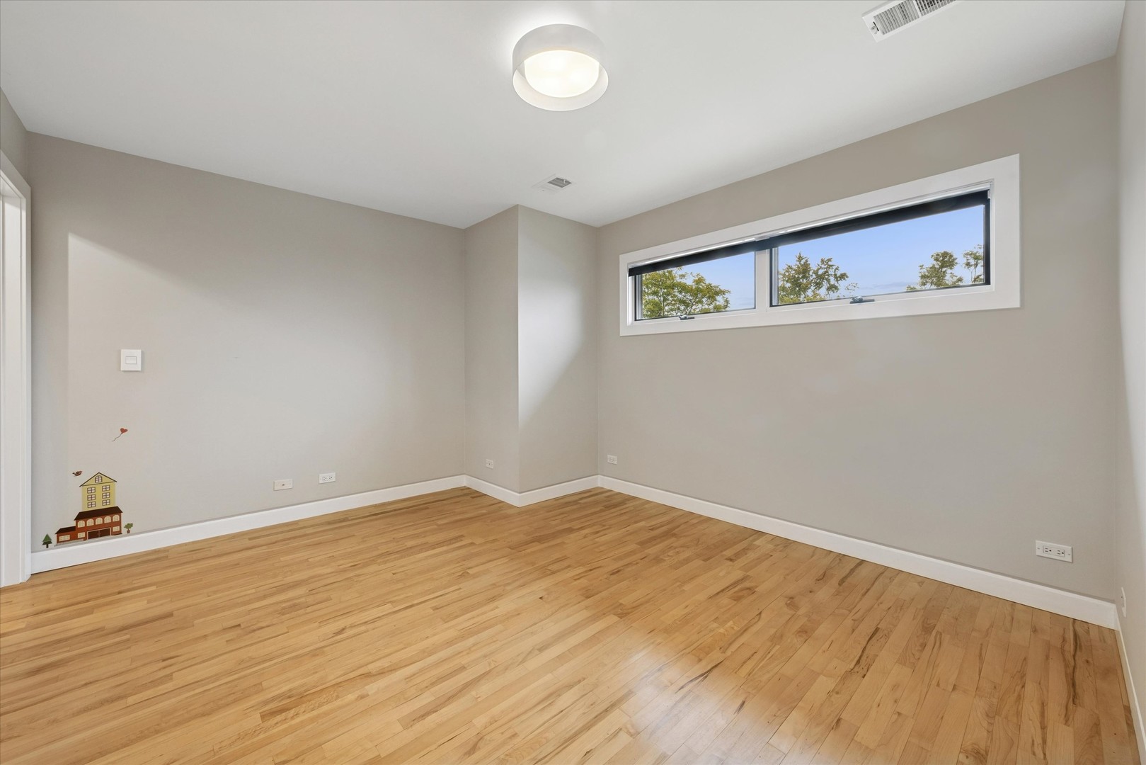 11225 Arrowhead Trail