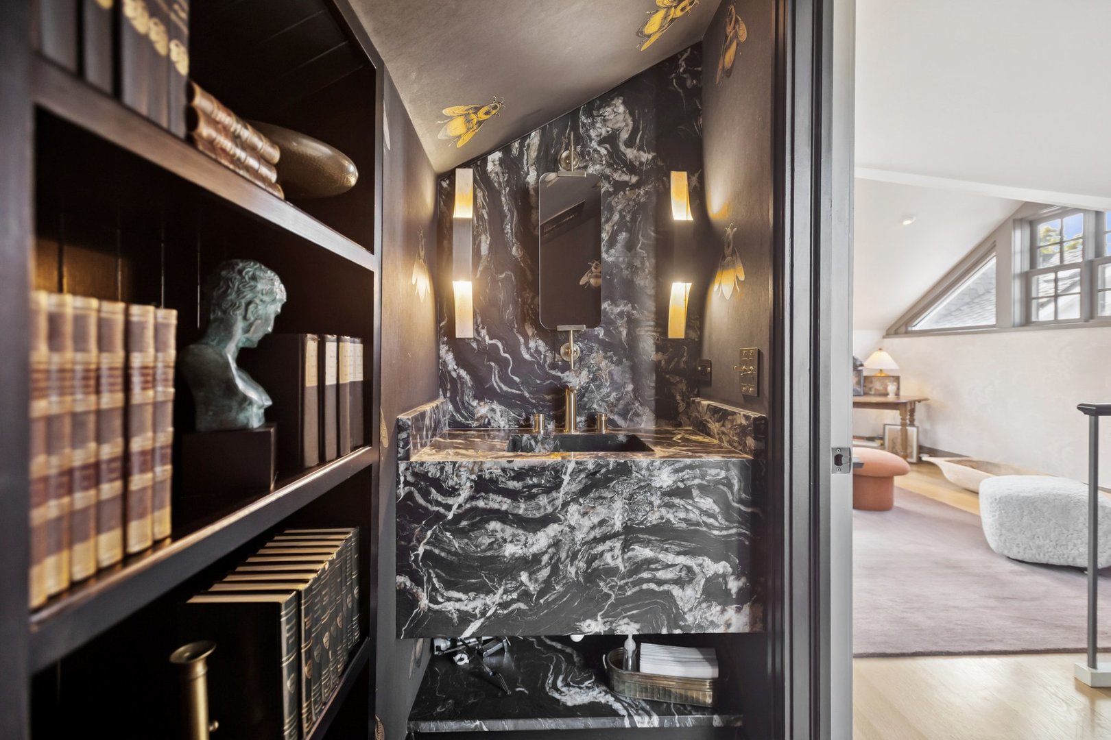 1446 W BELLE PLAINE Avenue