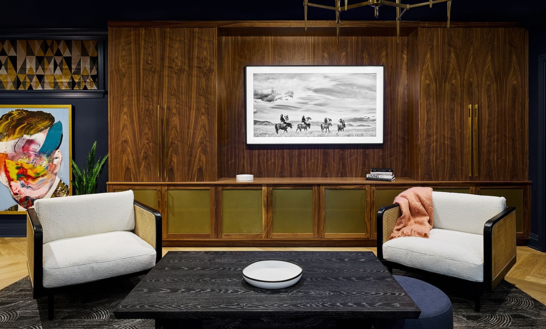 1446 W BELLE PLAINE Avenue