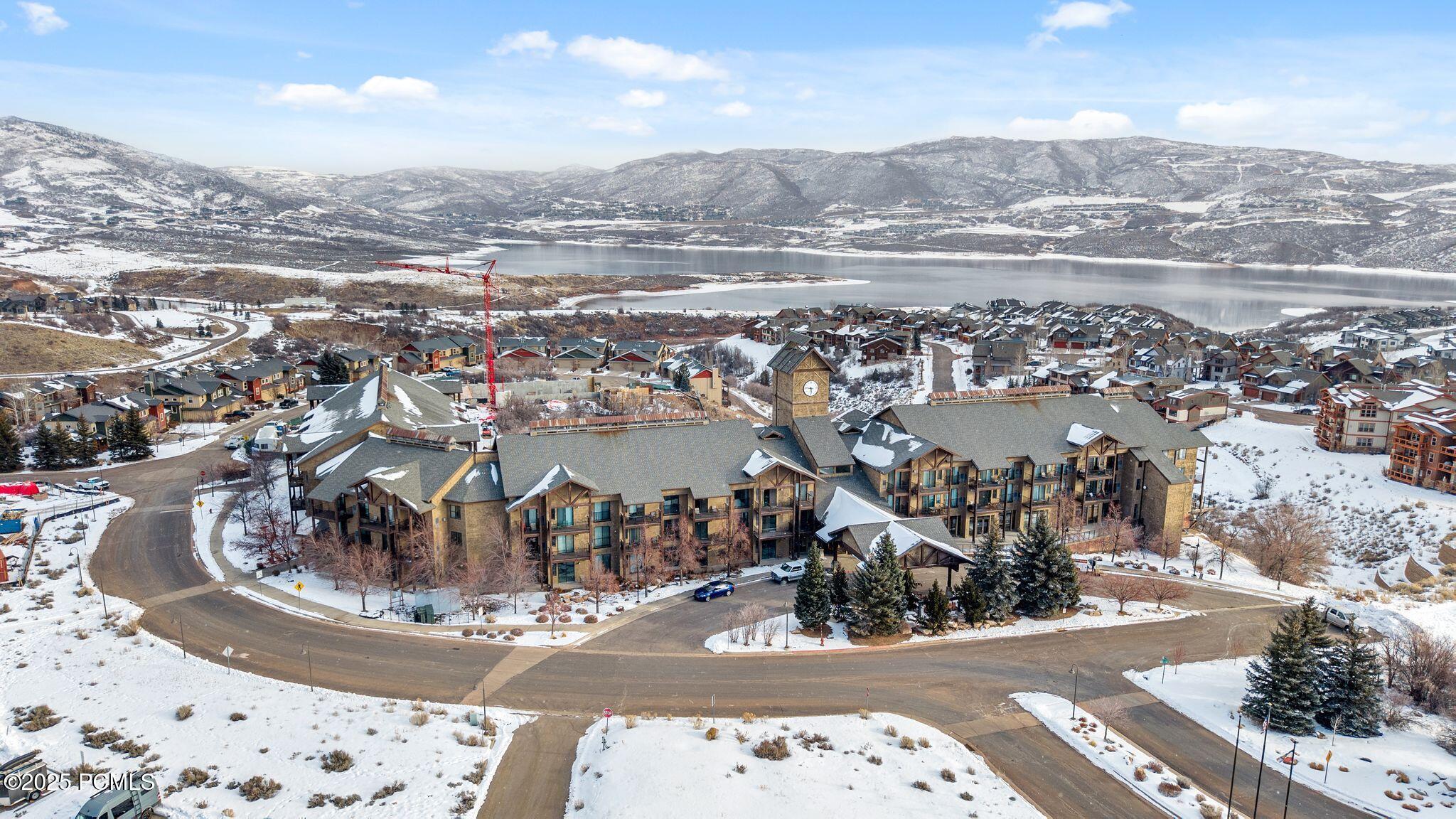 1364 W Stillwater Drive, # R1052