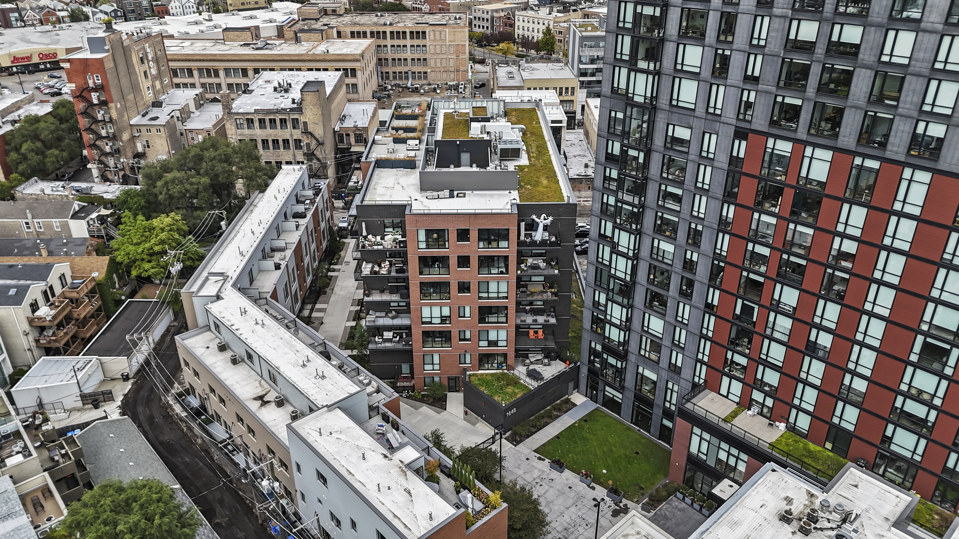 1648 W Division Street Unit: 407