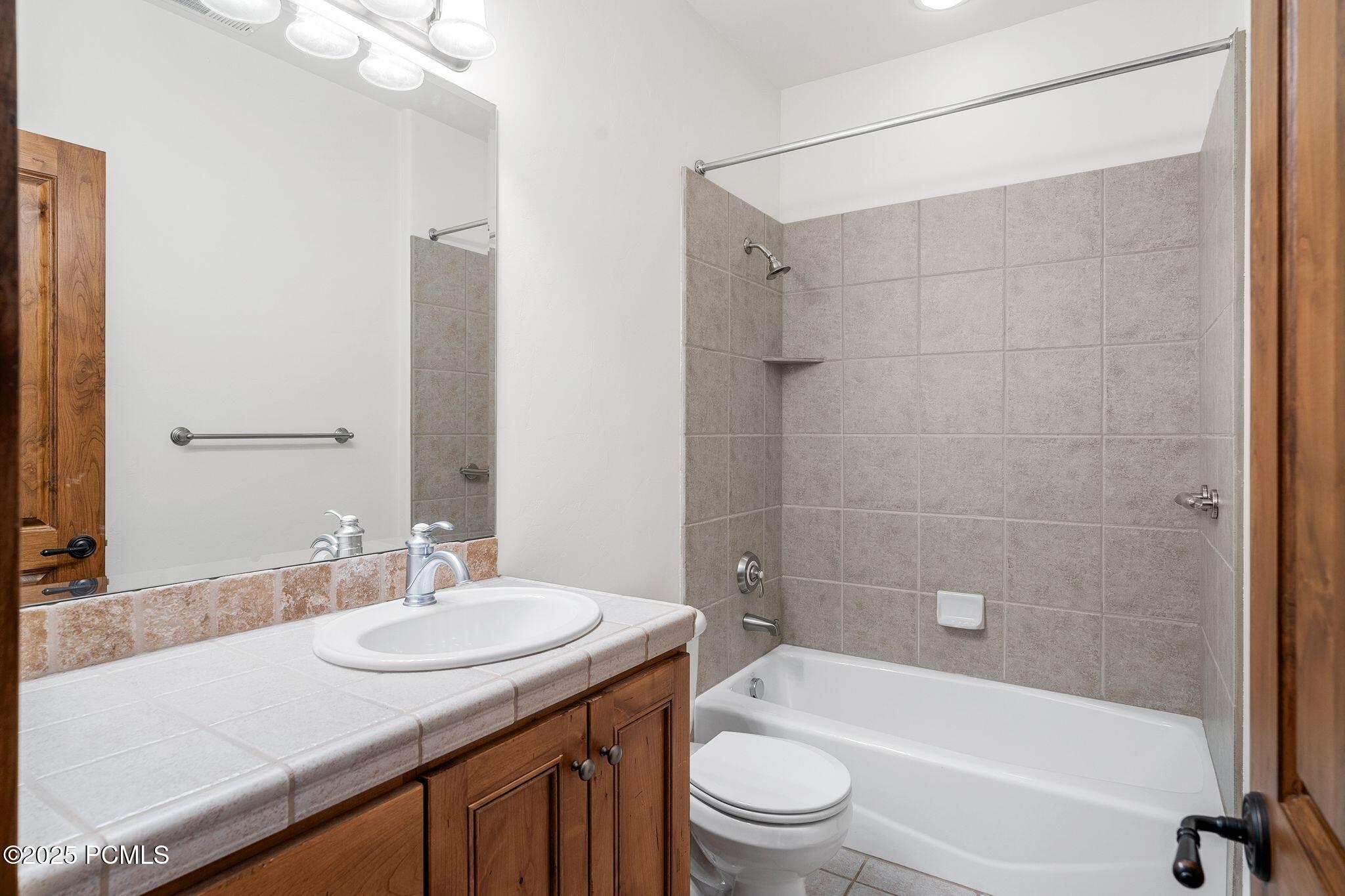 1056 W Lime Canyon Road