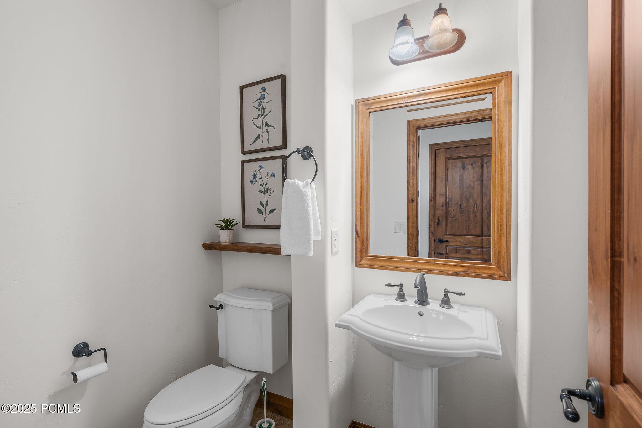 1056 W Lime Canyon Road