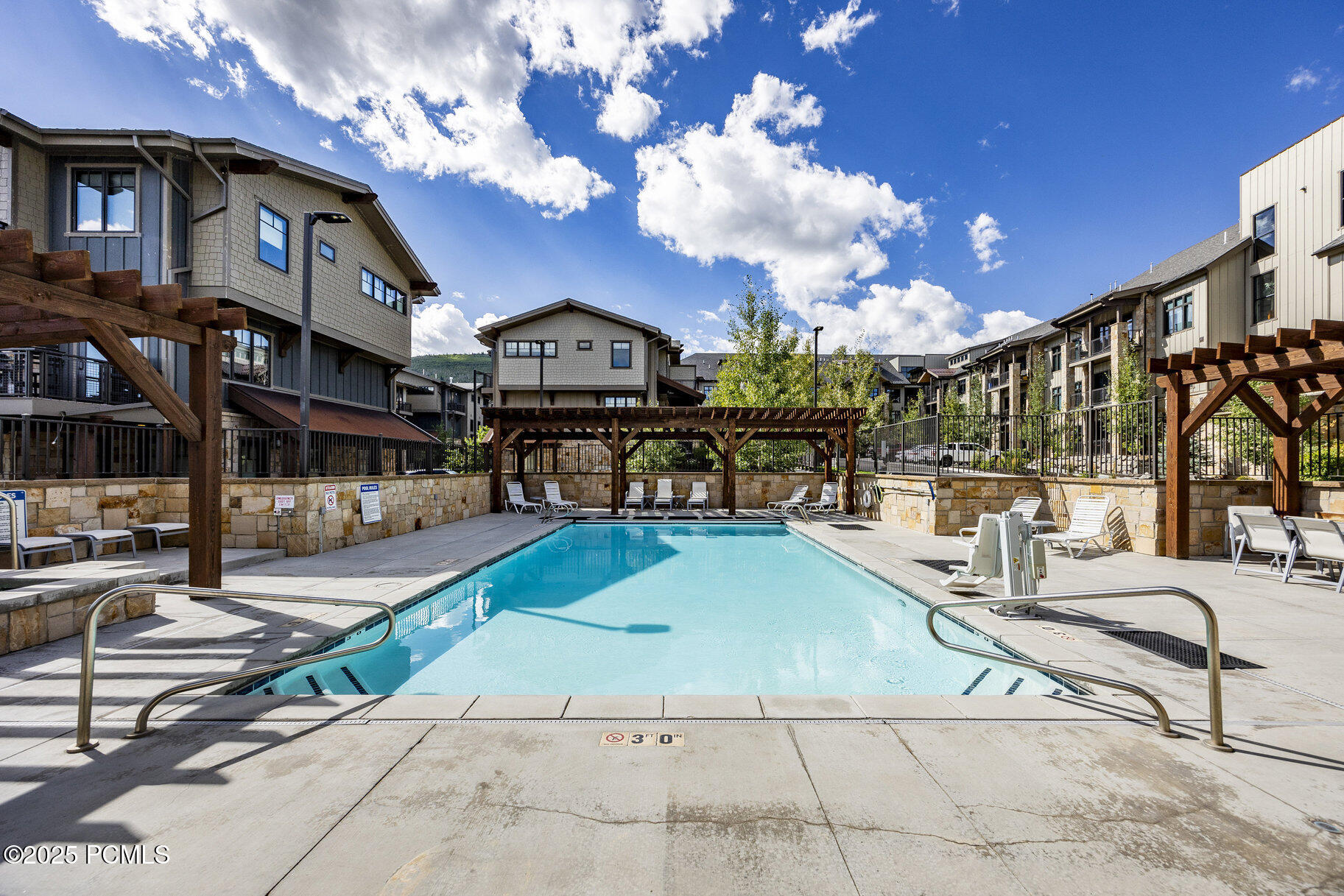 3788 Blackstone Drive, 19