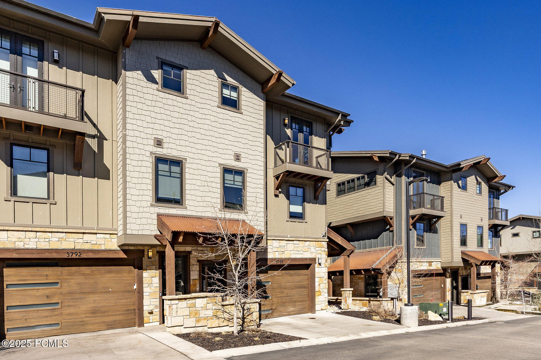 3788 Blackstone Drive, 19