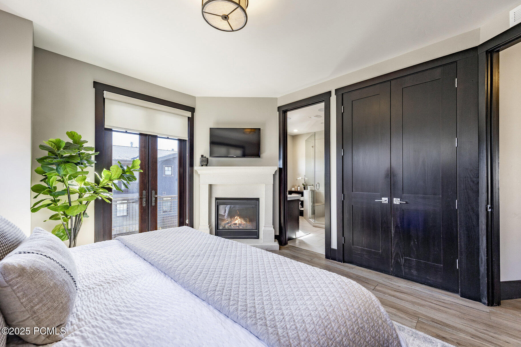 3788 Blackstone Drive, 19