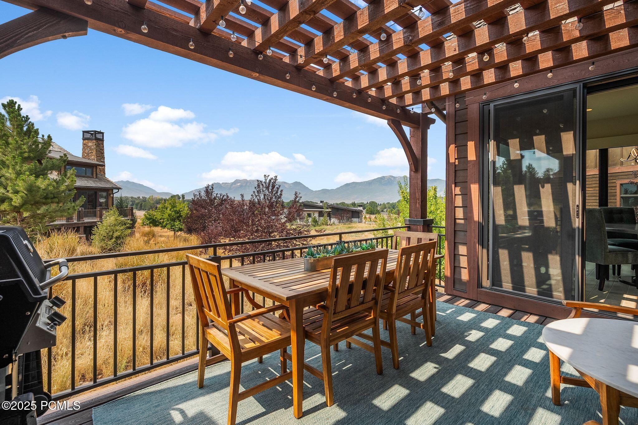 1634 E Abajo Peak Circle