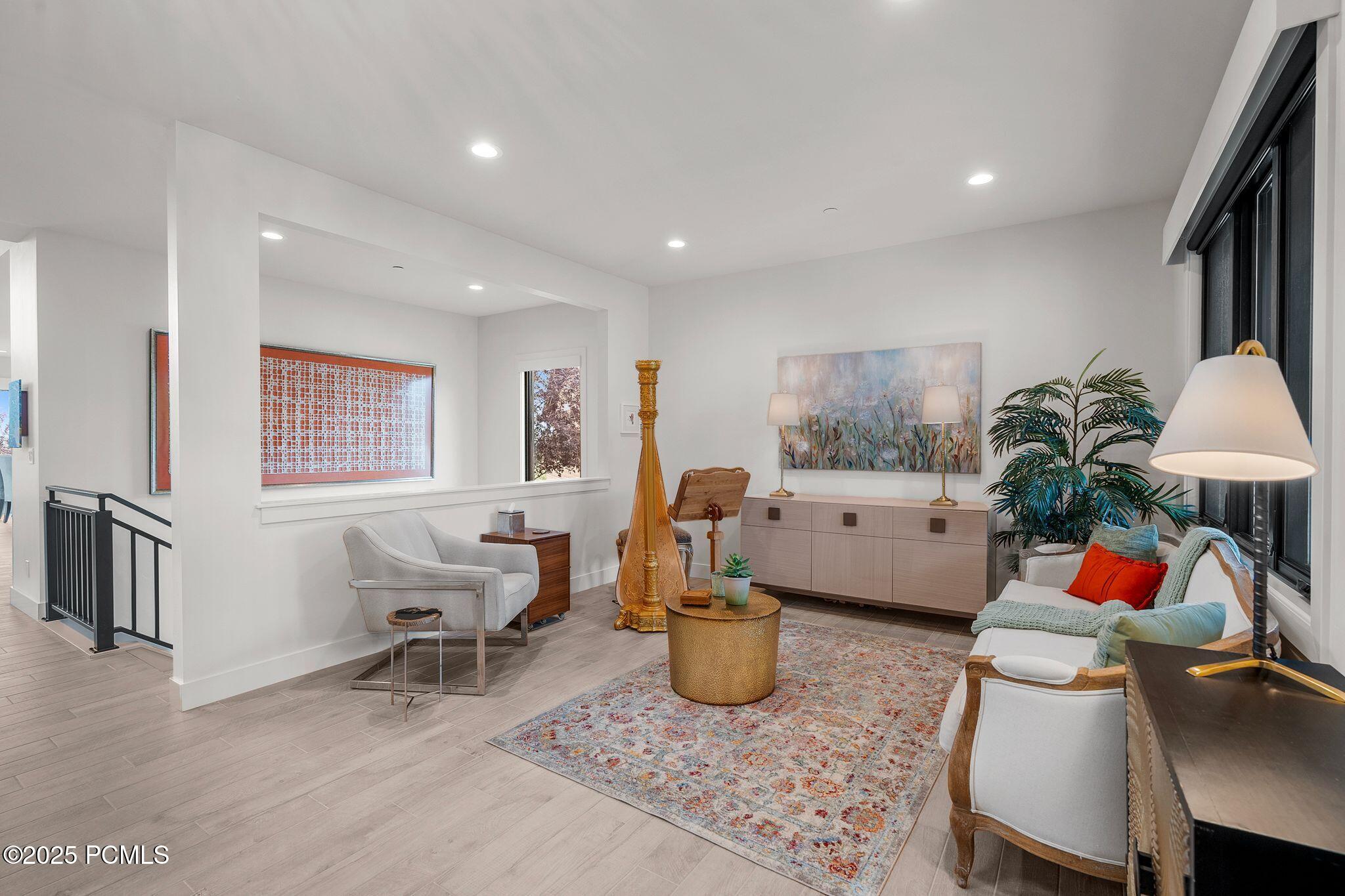 1634 E Abajo Peak Circle