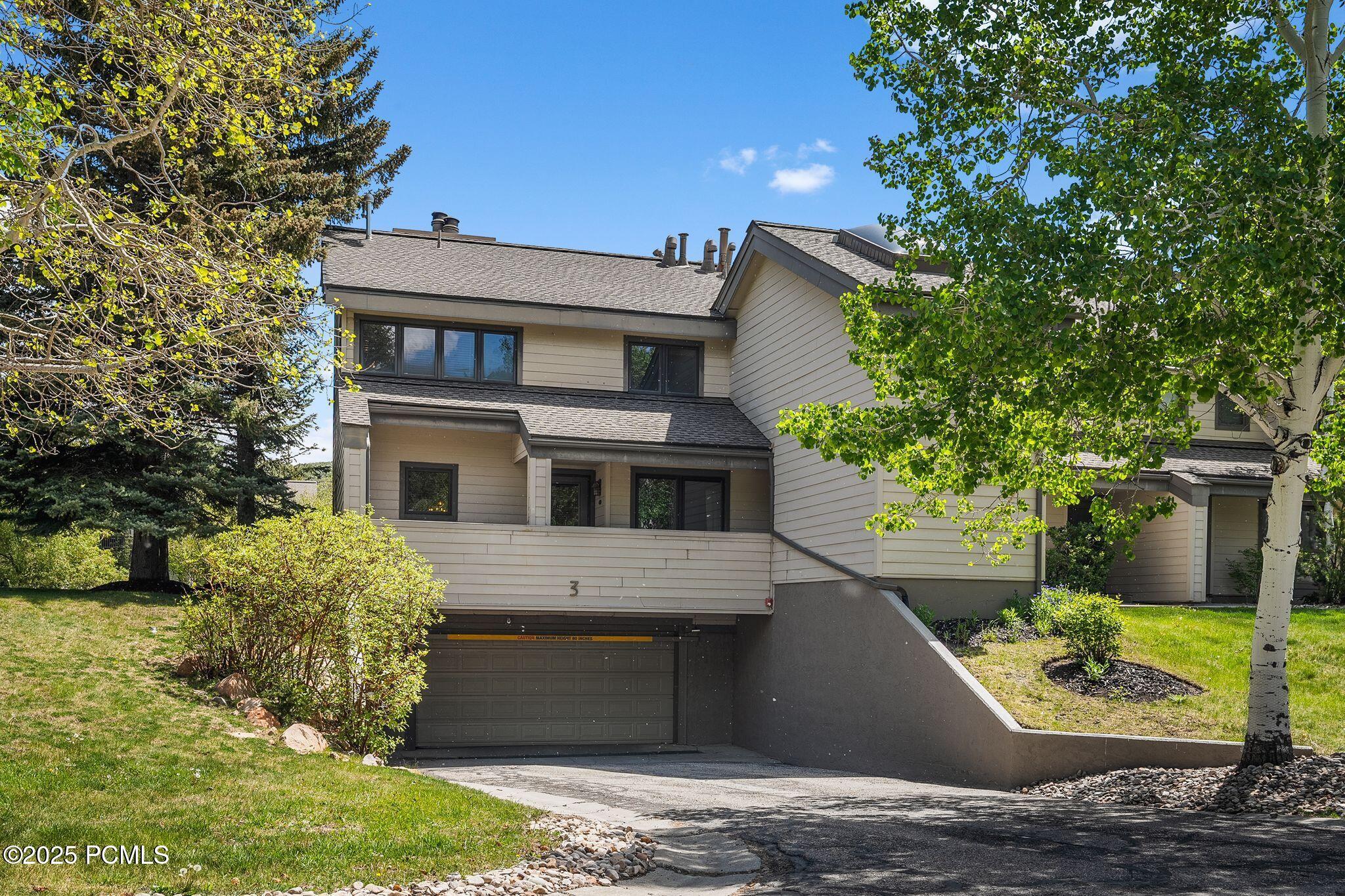 1500 Deer Valley Dr Drive, 21