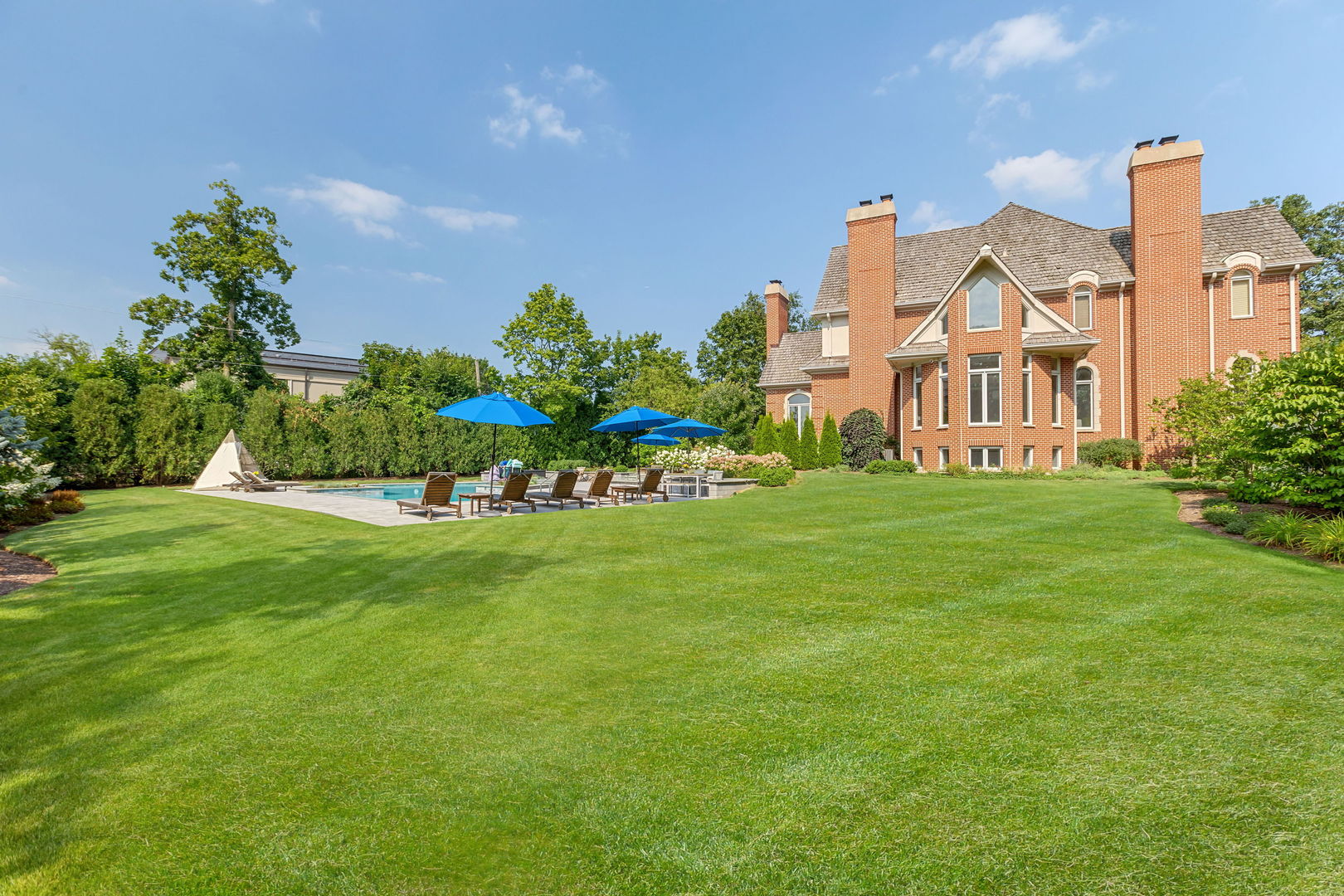 510 Broadsmoore Drive