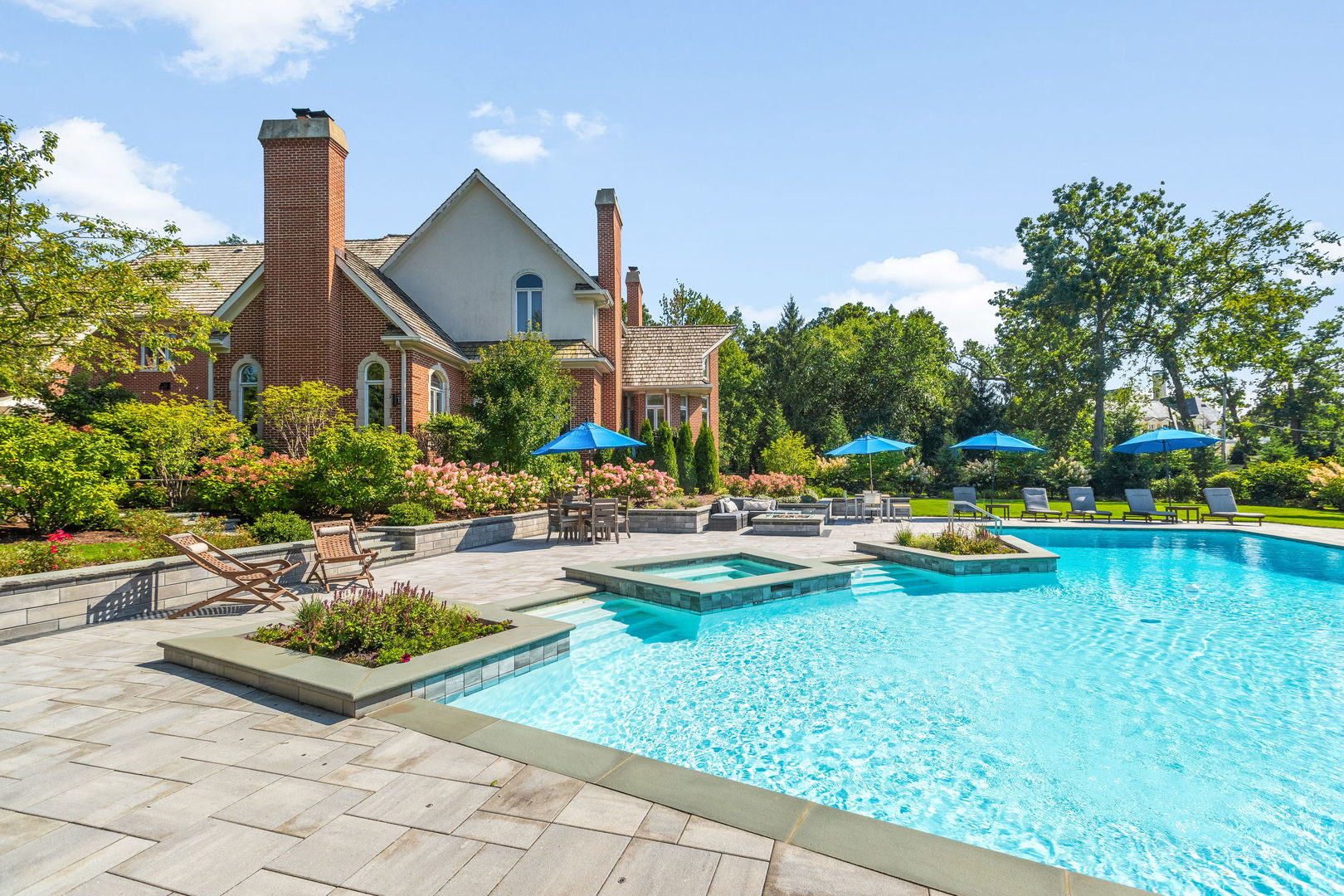 510 Broadsmoore Drive