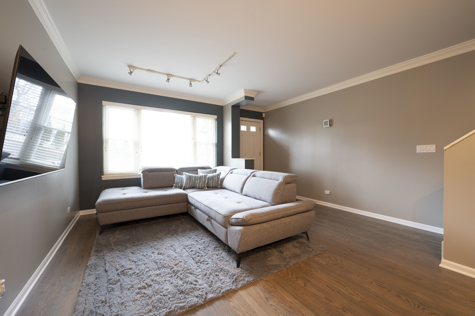 1214 W School Street