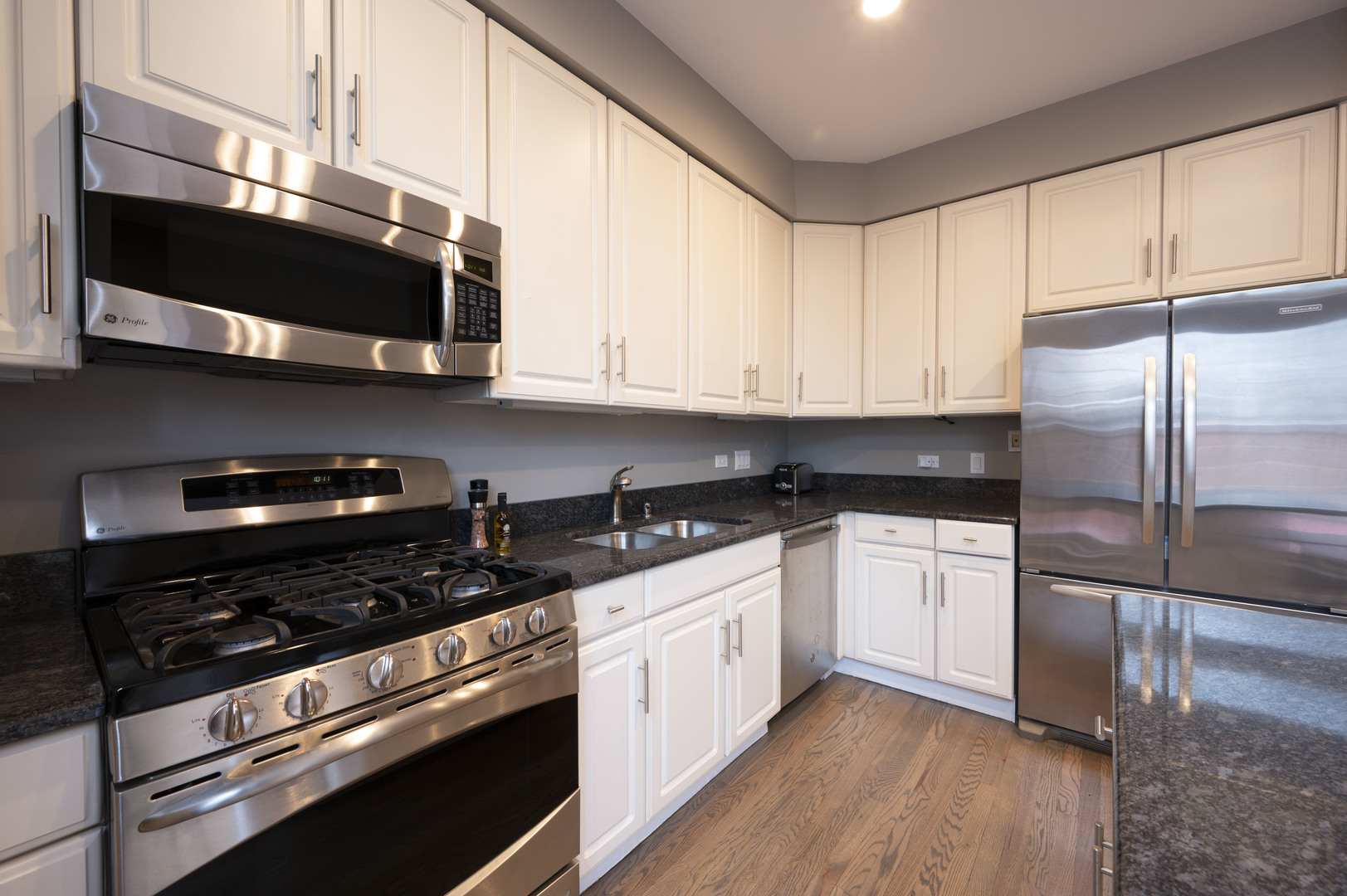 1214 W School Street