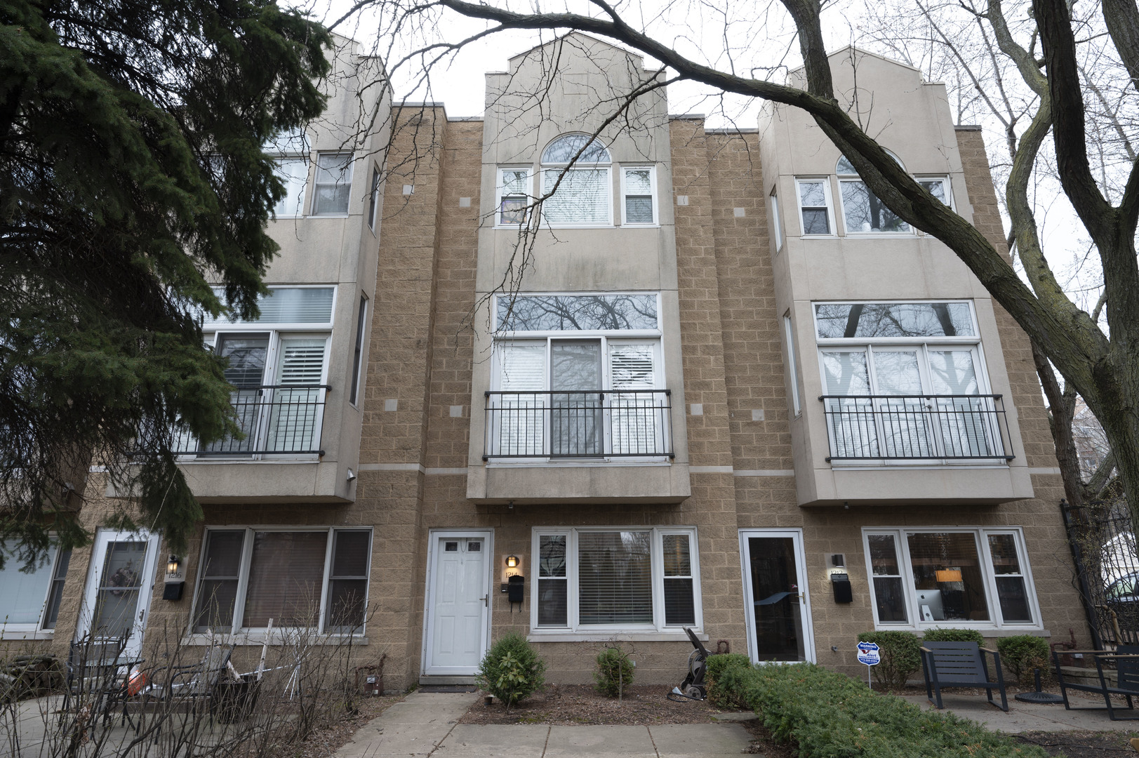 1214 W School Street