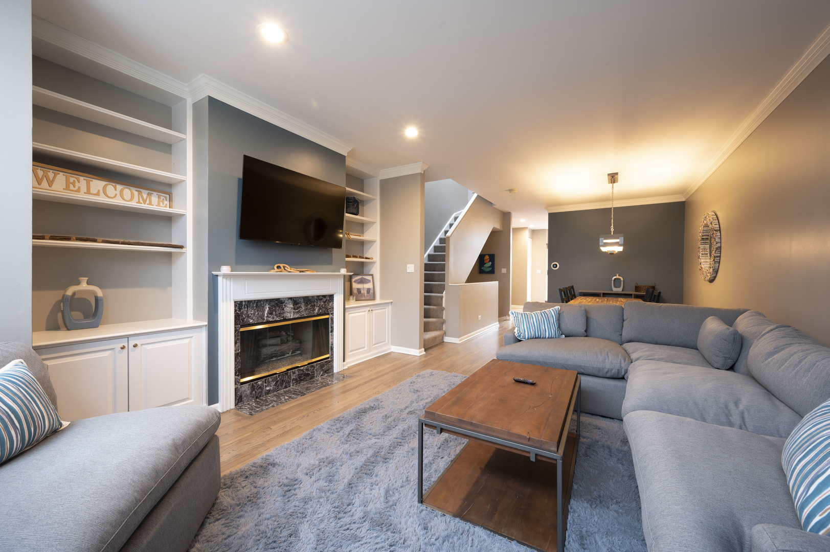 1214 W School Street