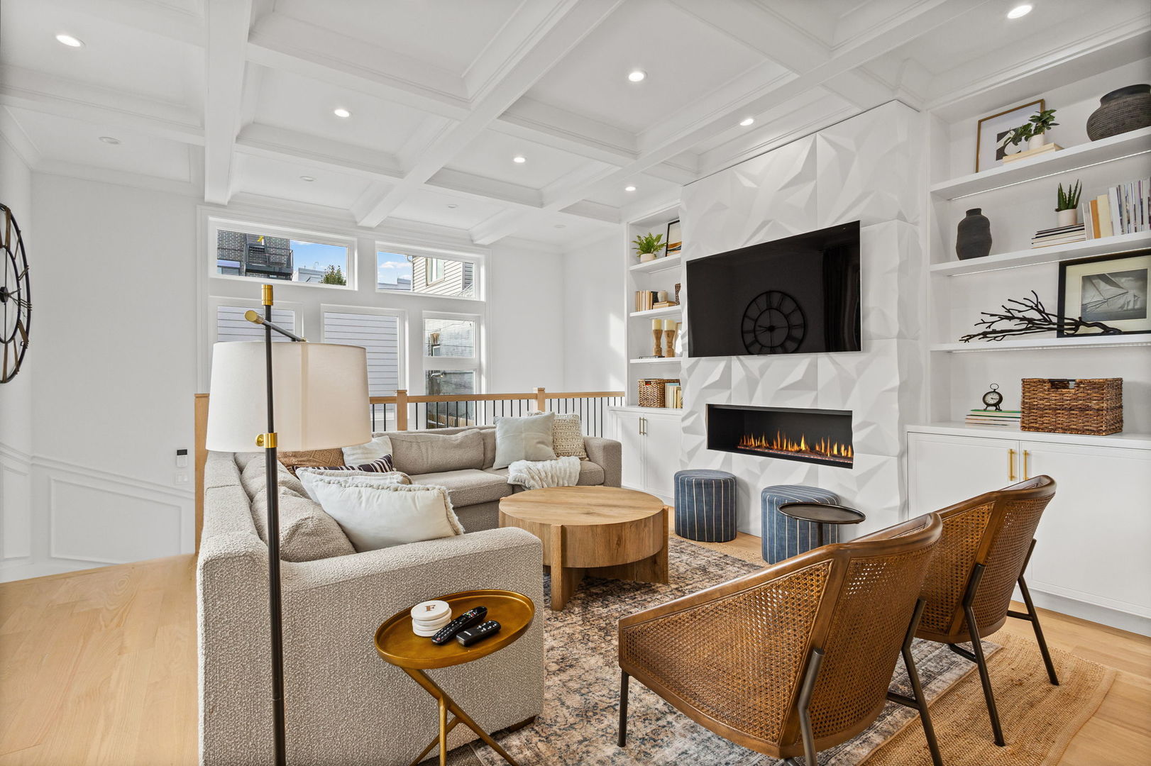 1718 N Artesian Street