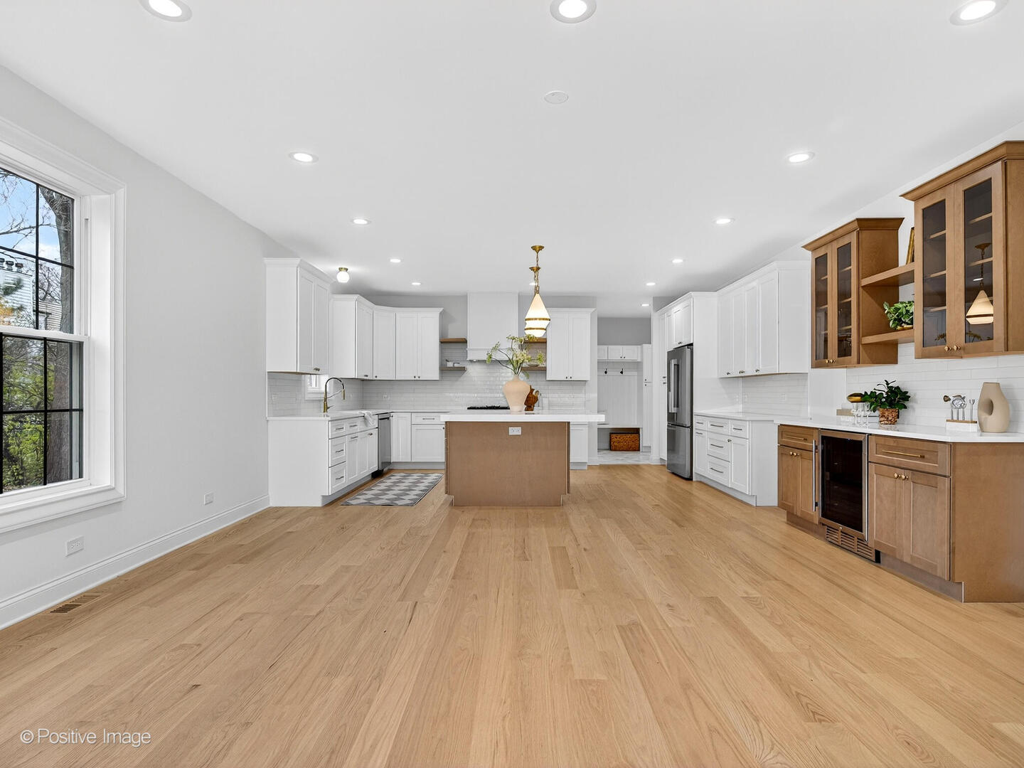 11300 Sequoya Lane