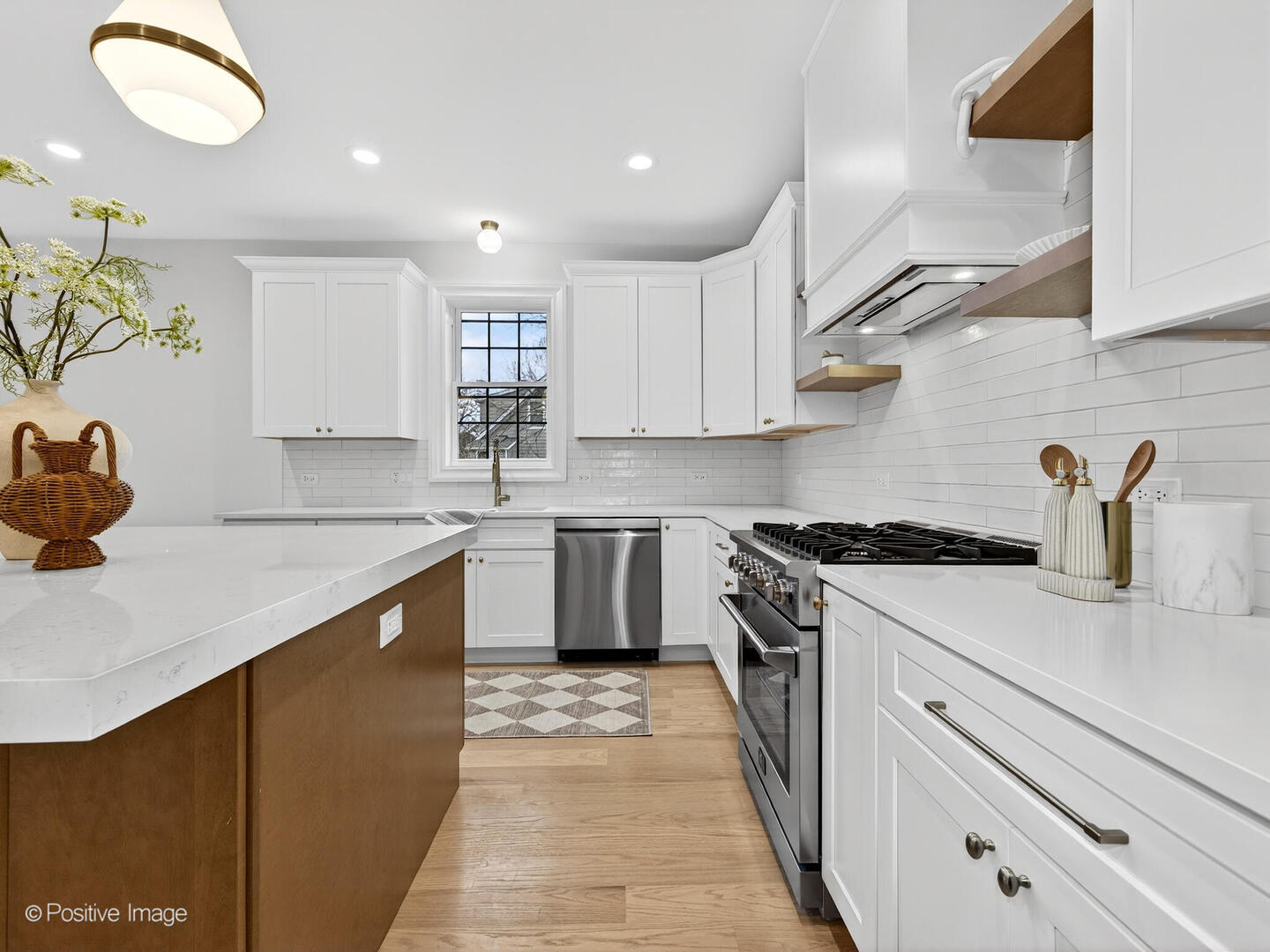 11300 Sequoya Lane