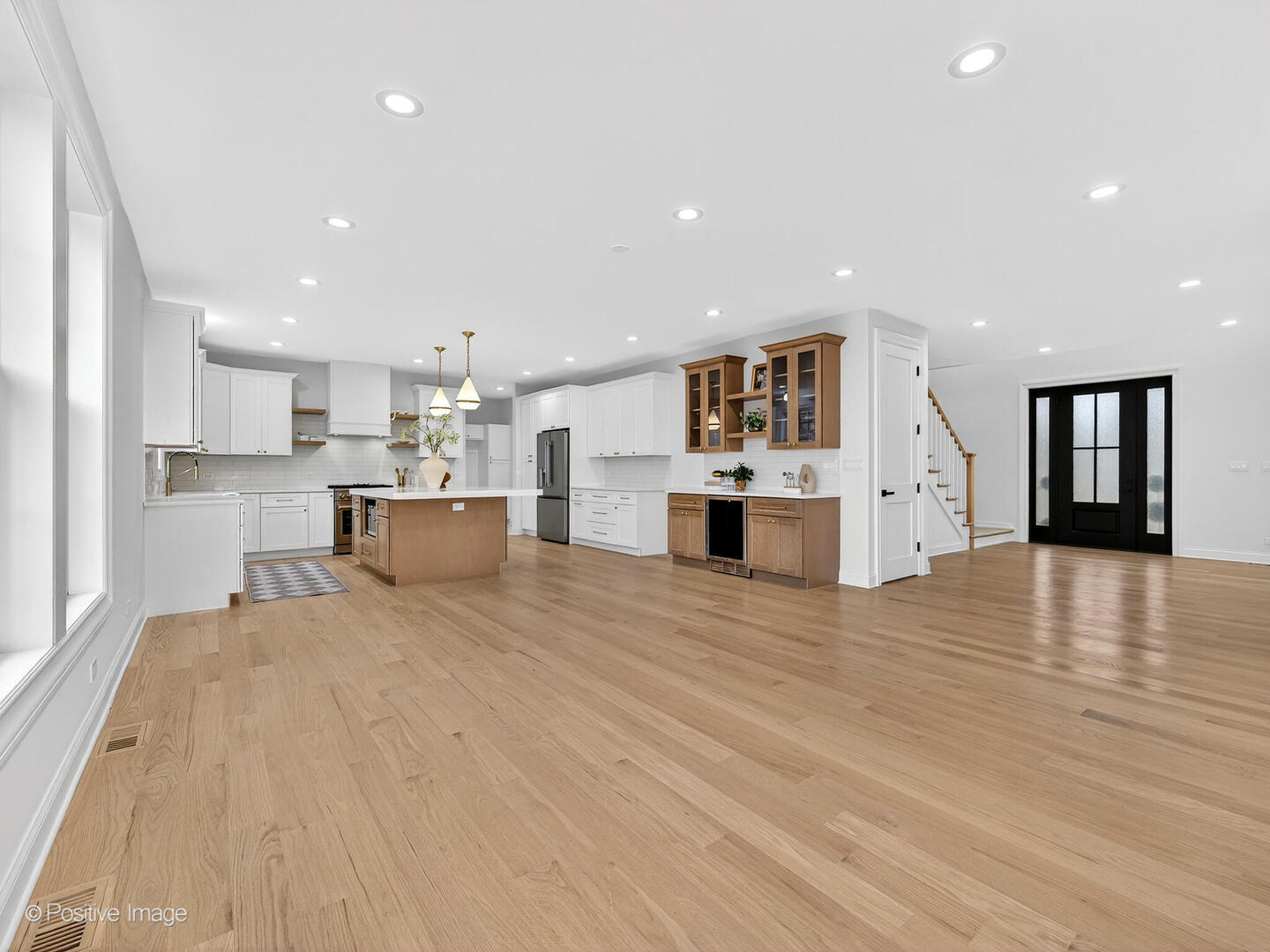 11300 Sequoya Lane