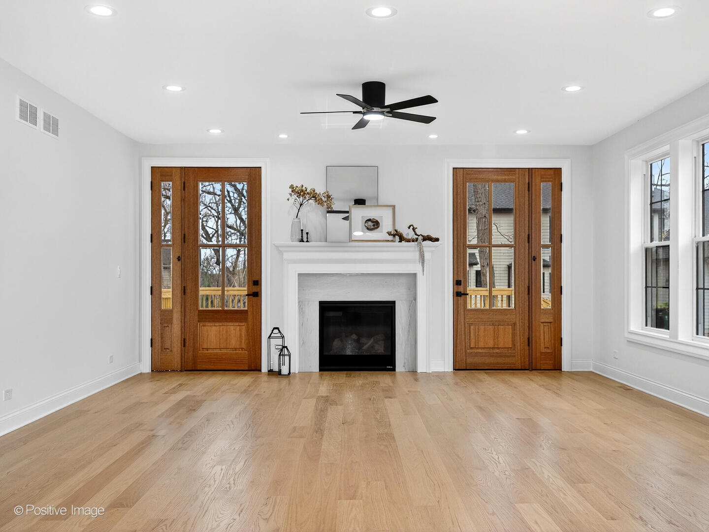 11300 Sequoya Lane