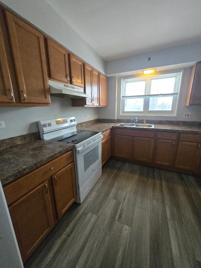 570 Princeton Street Unit: D2W