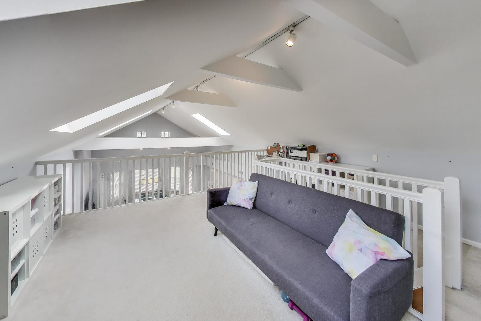 1862 N Halsted Street Unit: 3N