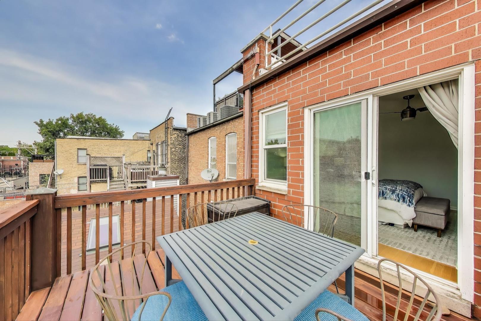 1862 N Halsted Street Unit: 3N