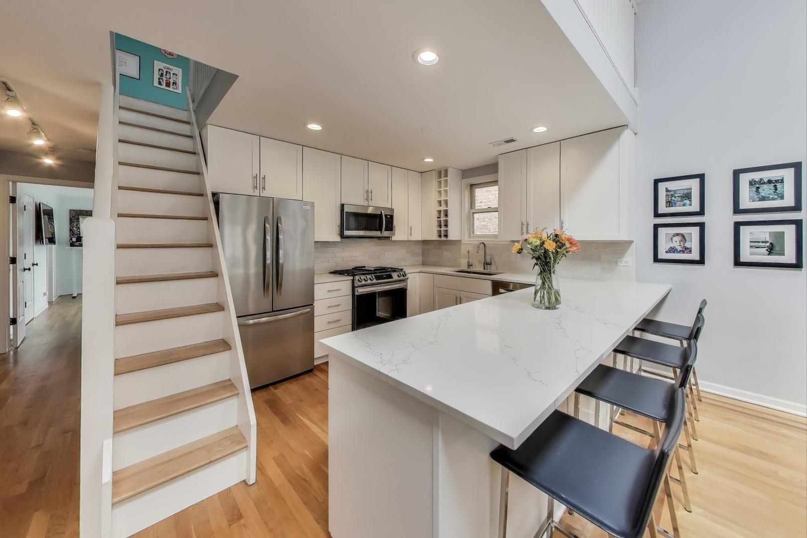 1862 N Halsted Street Unit: 3N