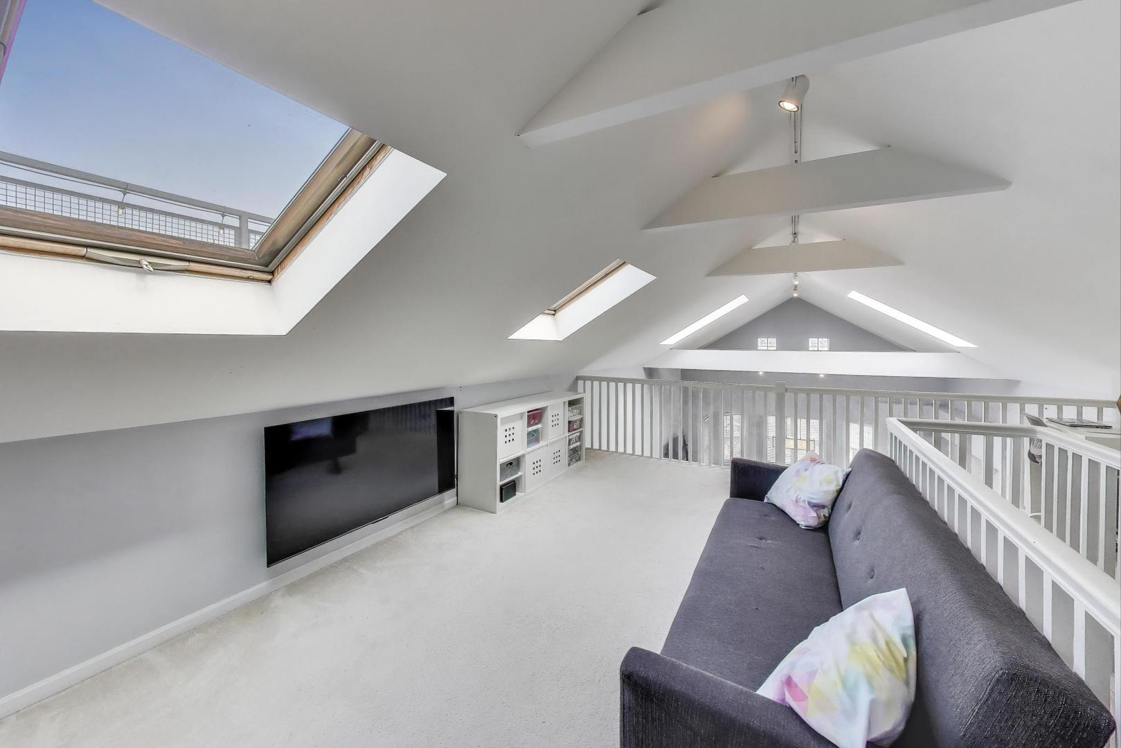 1862 N Halsted Street Unit: 3N