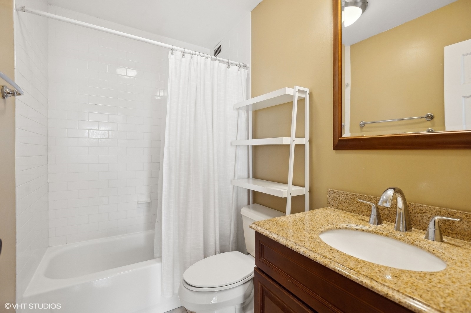 1516 N State Parkway Unit: 7C