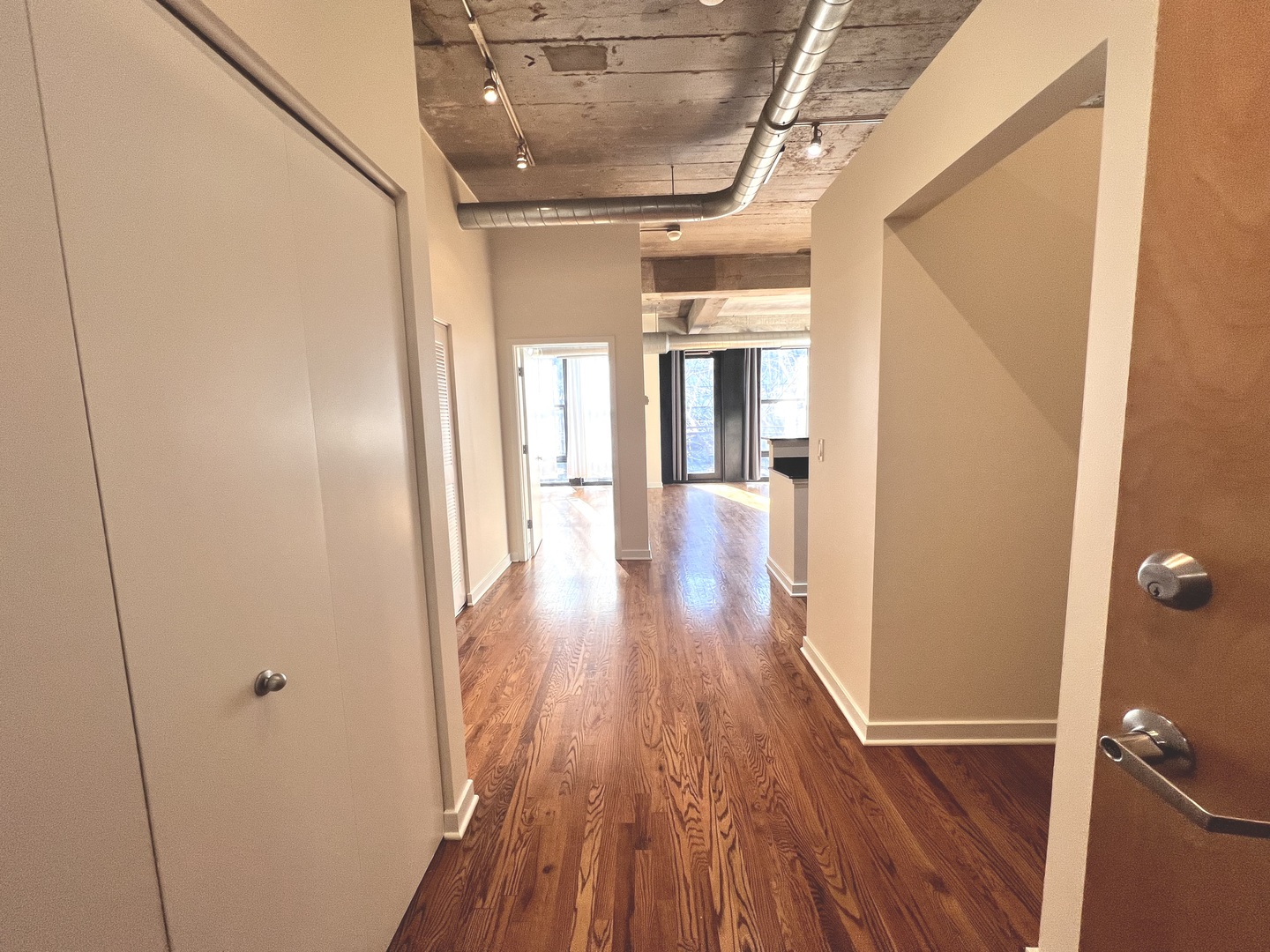 1069 W 14th Place Unit: 304