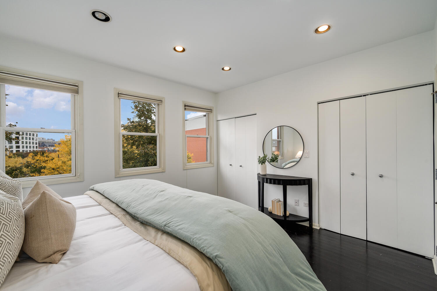 1036 N Crosby Street