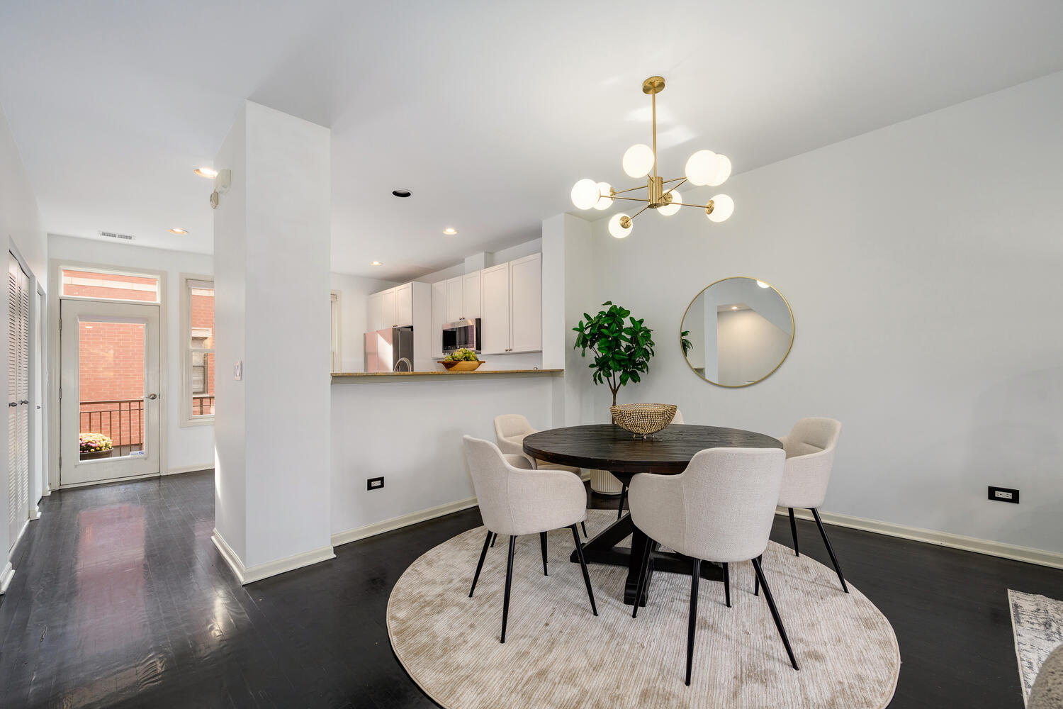 1036 N Crosby Street