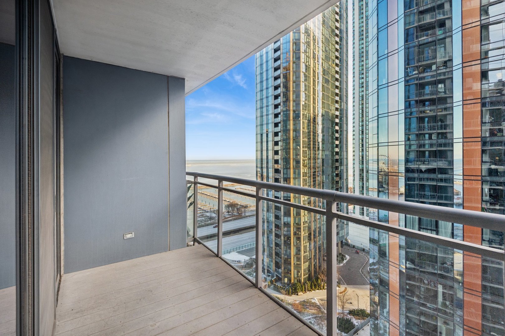 450 E Waterside Drive Unit: 1306