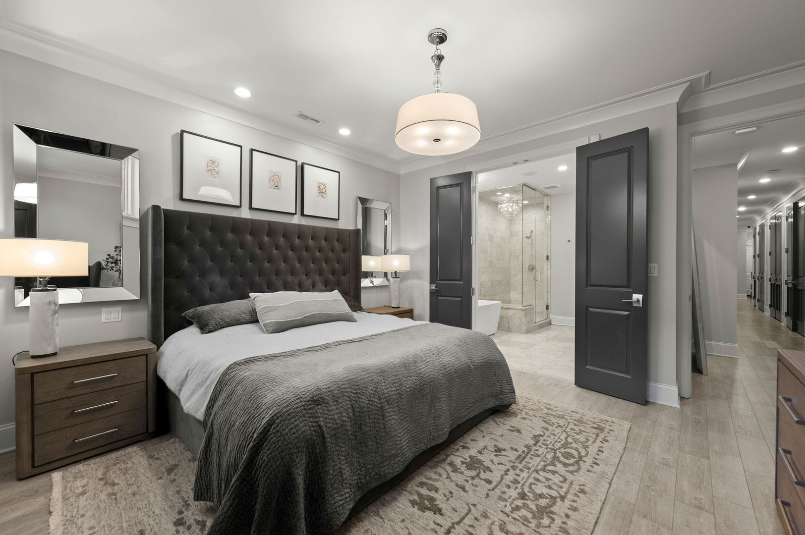 2455 N Racine Avenue Unit: 1