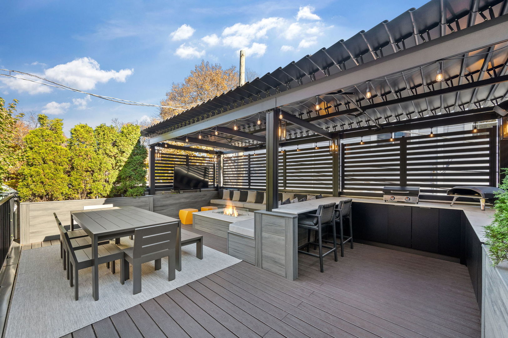 2455 N Racine Avenue Unit: 1