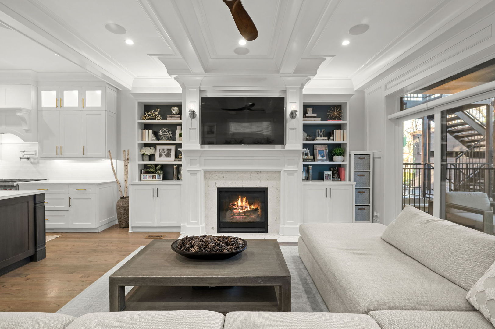 2455 N Racine Avenue Unit: 1