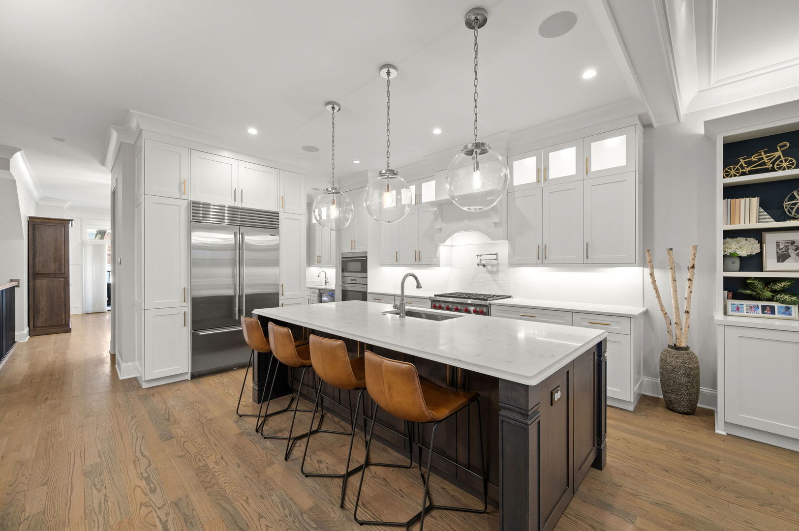 2455 N Racine Avenue Unit: 1