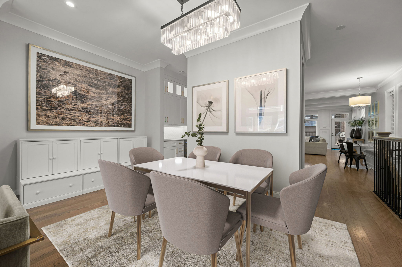 2455 N Racine Avenue Unit: 1