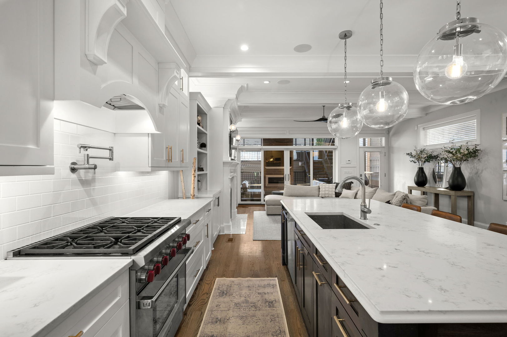 2455 N Racine Avenue Unit: 1