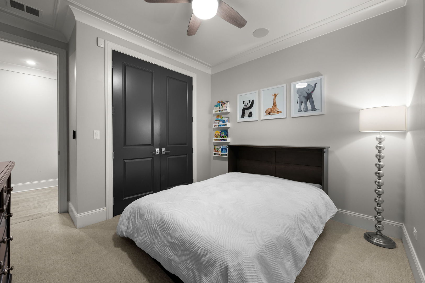 2455 N Racine Avenue Unit: 1