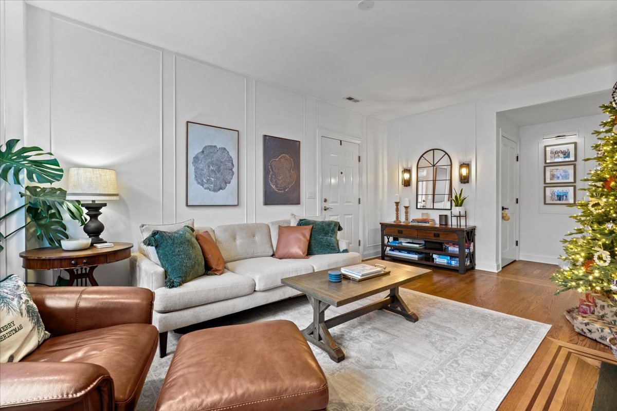 1348 W George Street Unit: 1