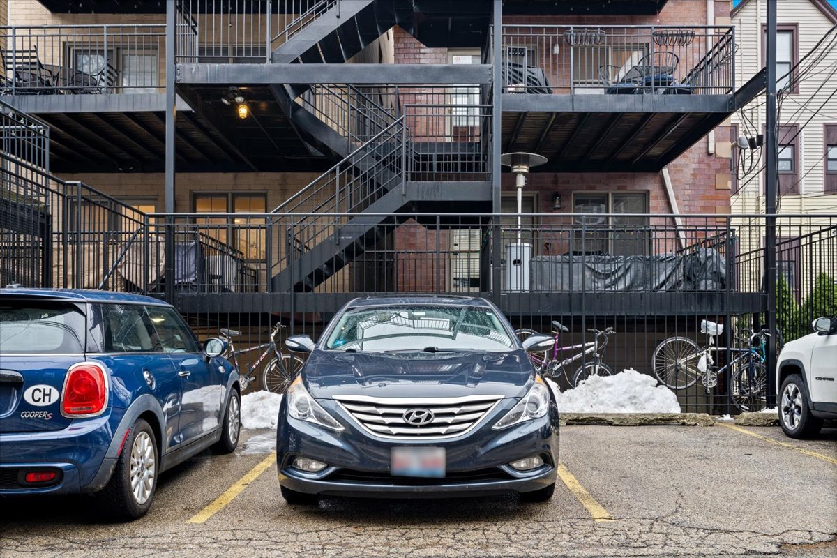 1348 W George Street Unit: 1