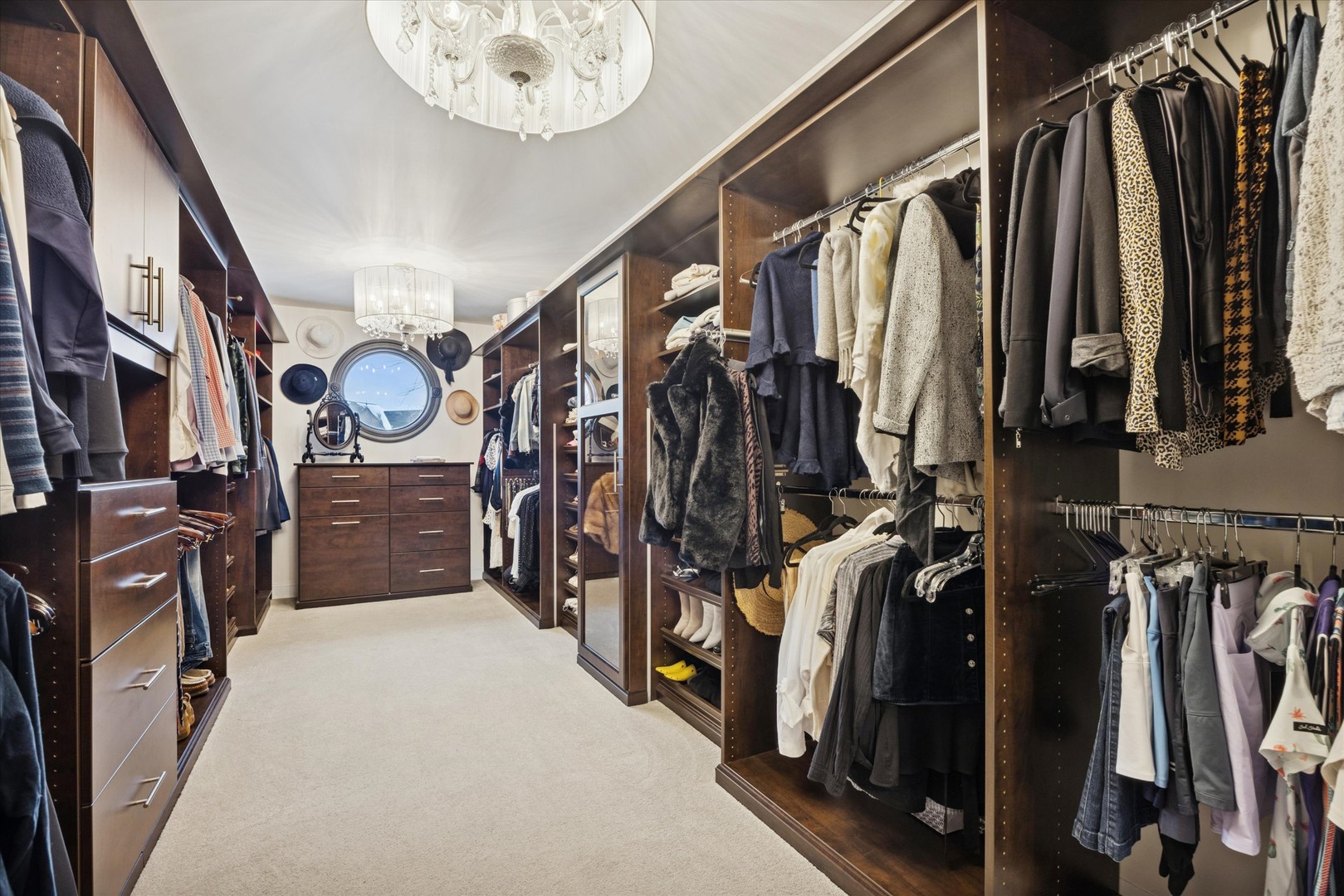 5605 S Quincy Street