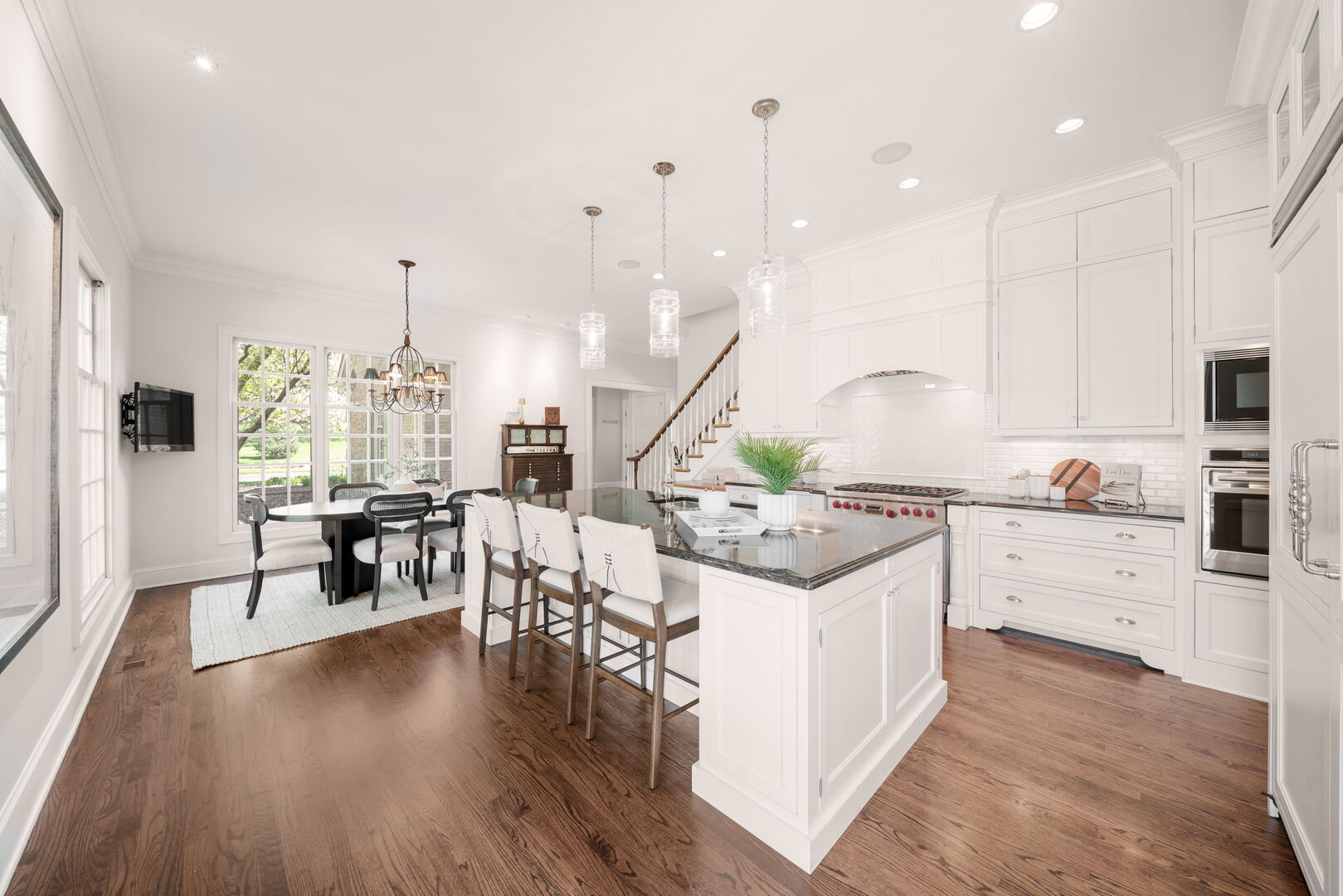 340 E Westleigh Road