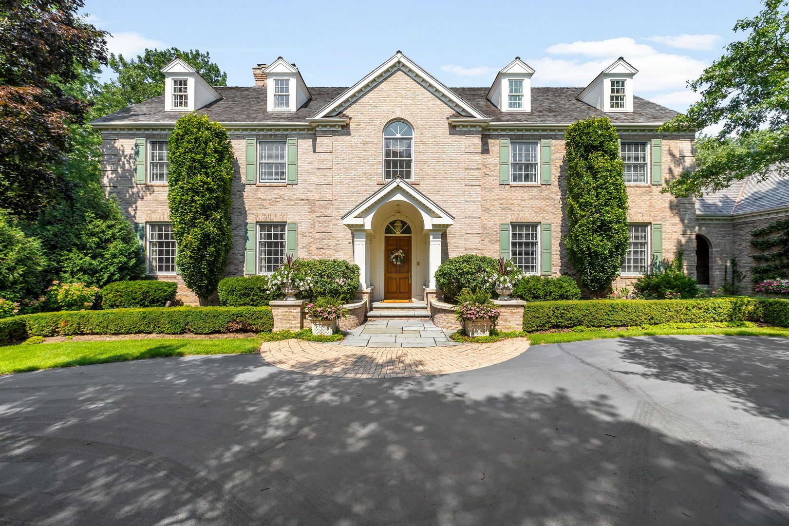 340 E Westleigh Road