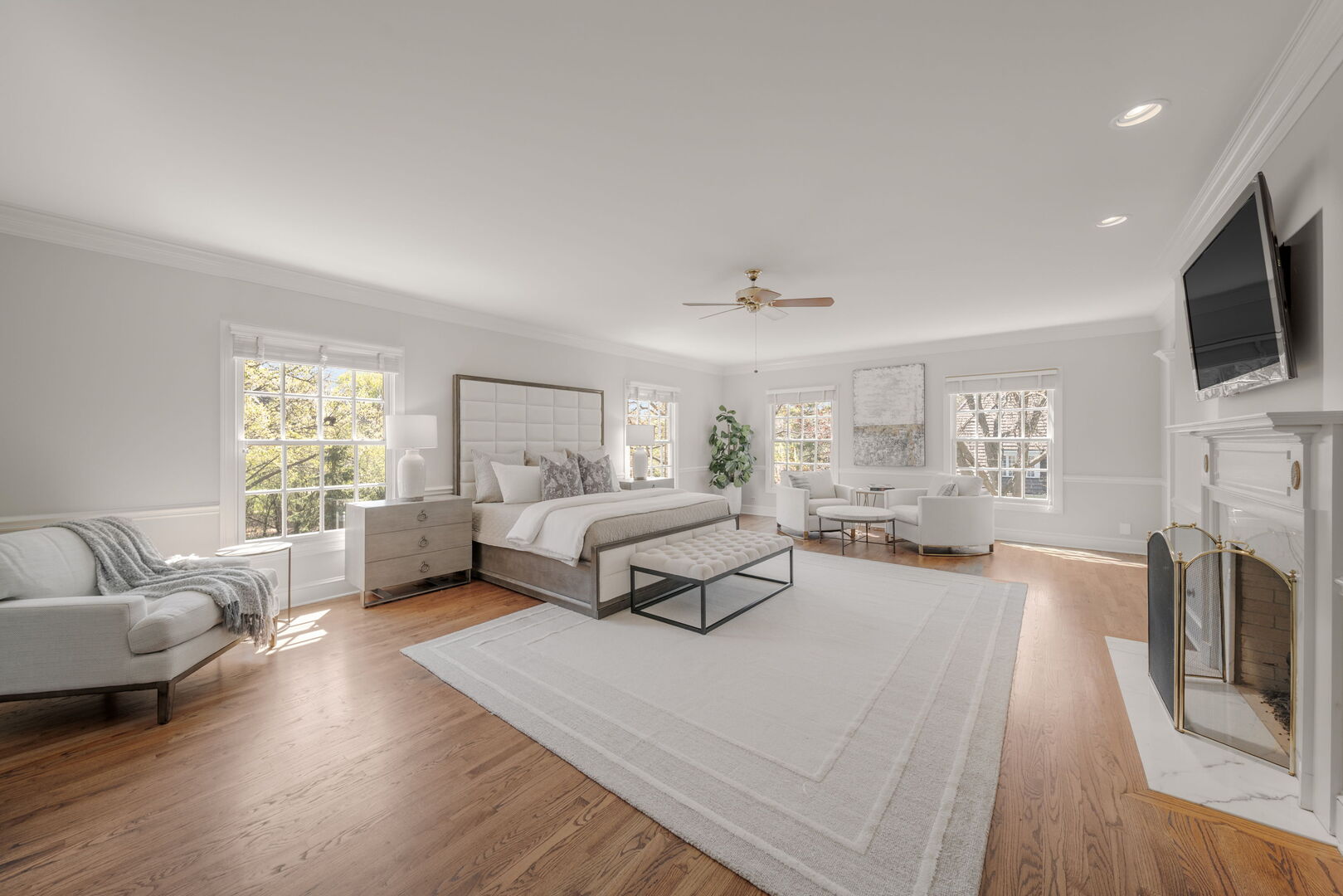 340 E Westleigh Road