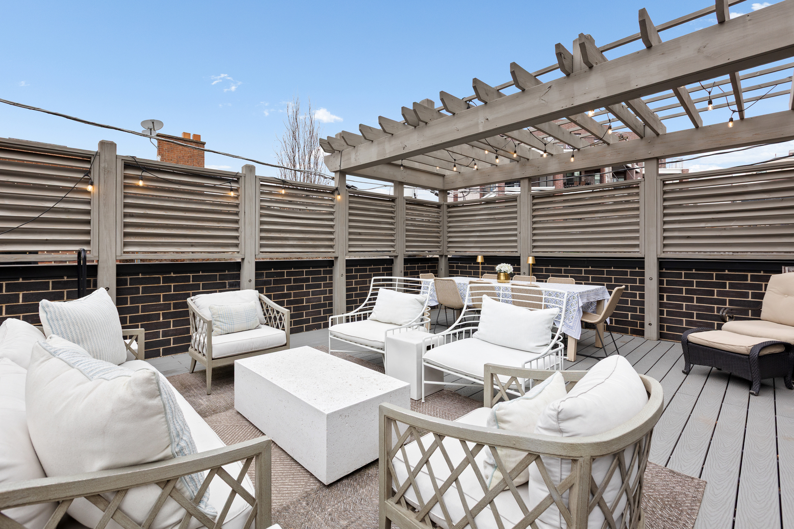 648 W Webster Avenue Unit: 1