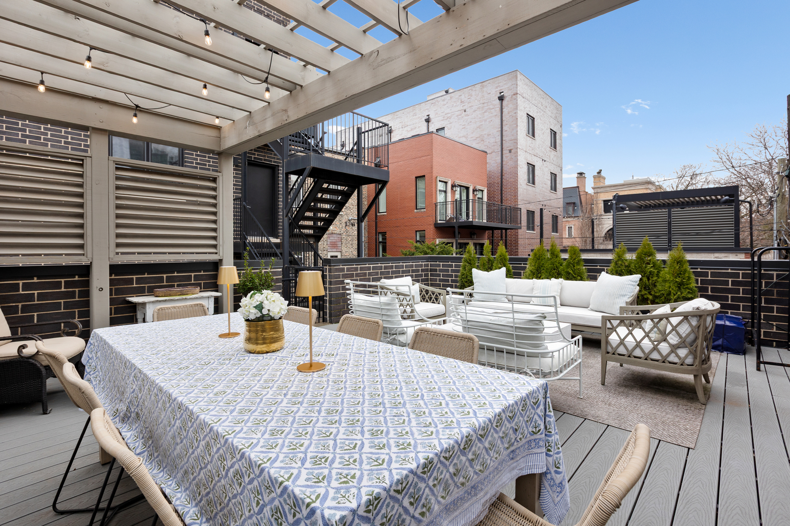 648 W Webster Avenue Unit: 1